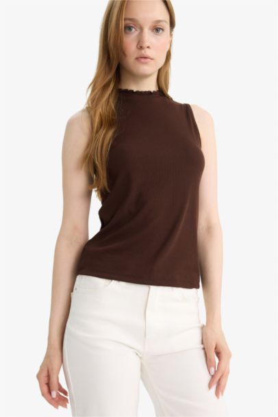 Slim Fit Dar Kesim Yarım Balıkçı Yaka Fitilli Kaşkorse Kolsuz Tunik 