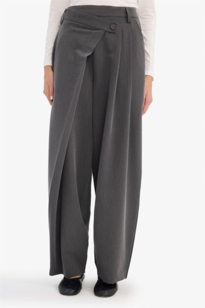 Baggy Fit Double Pocket Trousers
