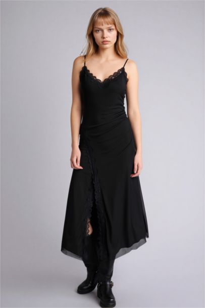 V-Neck Tulle Midi Dress