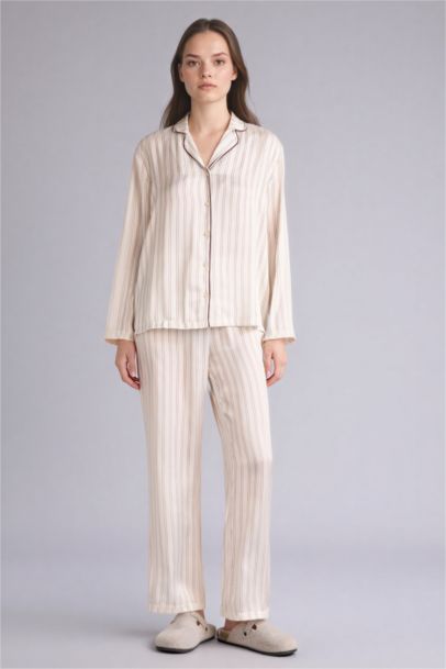 Çizgili Saten Pijama Takımı Üst Alt