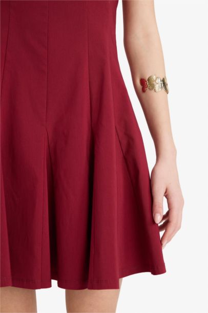 Мини-платье из бенгалина на бретельках