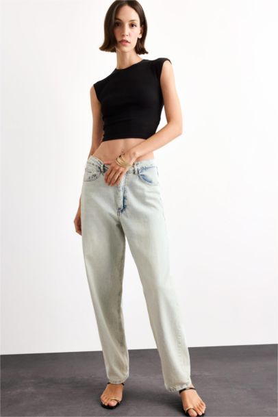 Slim Fit Crew Neck Short Sleeve T-Shirt