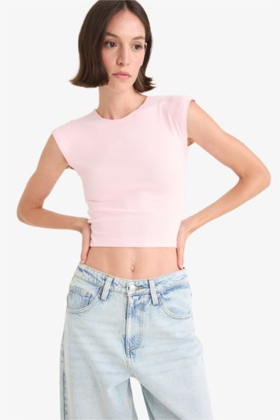 Slim Fit Crew Neck Short Sleeve T-Shirt