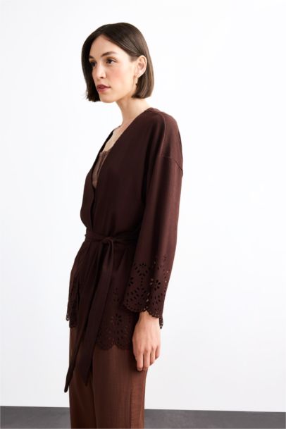 Fitted Bürümcük Brode Bağlamalı Uzun Kollu Bluz