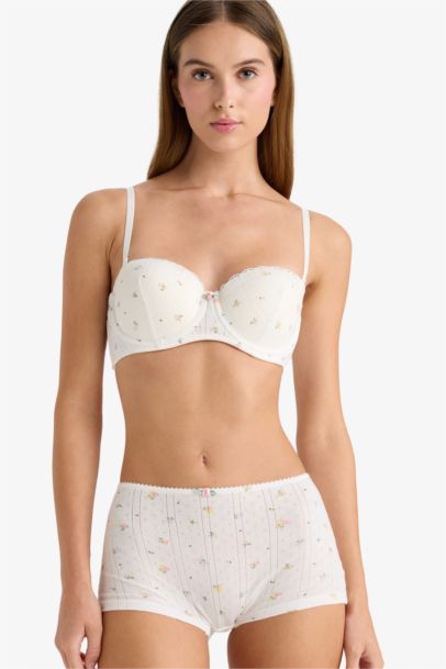 Draw Lace Detail Short Leggings