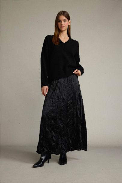 Relax Fit Satin Elastic Band Skirt