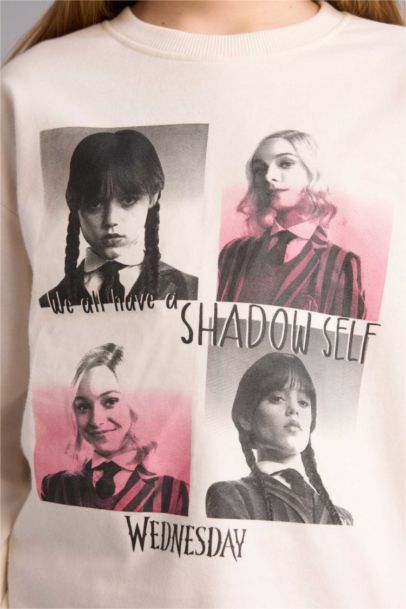 Girl Wednesday Loose Fit Crew Neck Long Sleeve T-Shirt