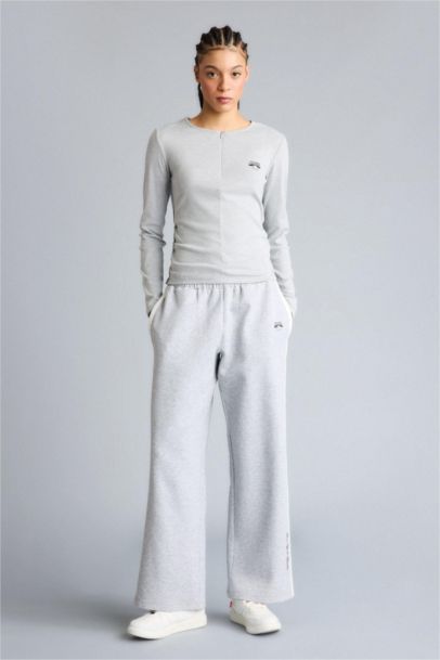 Брюки NBA New York Knicks Straight Fit стандартной длины с карманами и прямыми штанинами