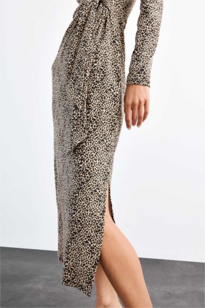 فستان ميدي تايجر تويل ردن طويل