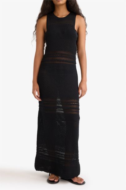 Slim Fit Halter Collar Sleeveless Dress