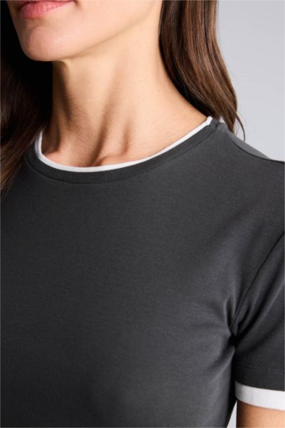 Woman Short Sleeve T-Shirt