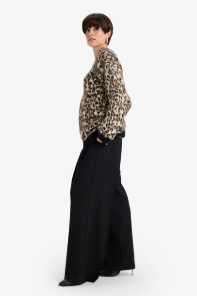 بنطلون وايد ليج برجل واسع بجيب وخصر عالي