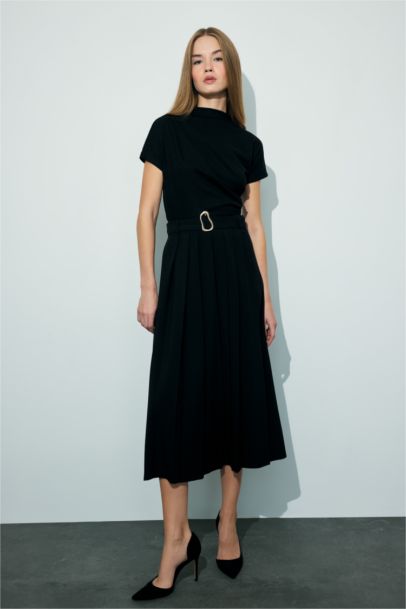 Regular Fit High Waist Belted Maxi Skirt