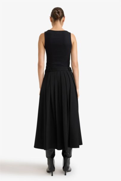 Regular Fit High Waist Belted Maxi Skirt