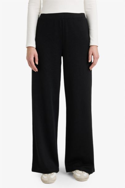 Pantalon en piqué à jambes larges