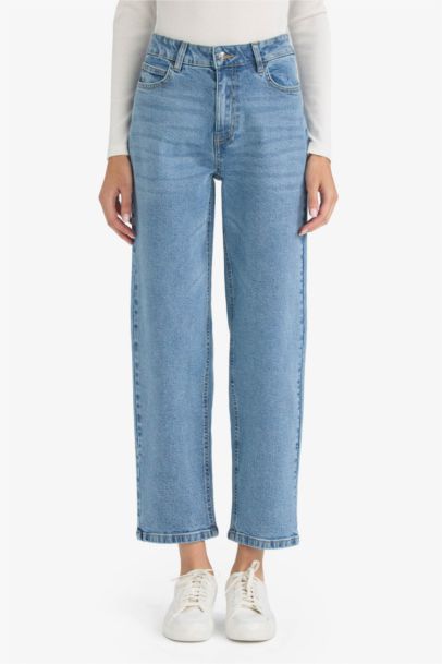 Comfort Straight High Waist Straight Leg Jeans