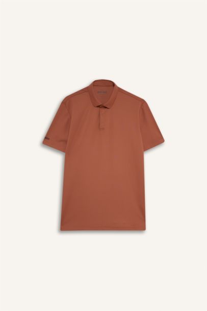 تيشيرت بولو قصة عادية