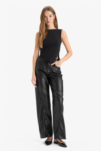 Wide Leg Normal Waist Faux Leather Trousers