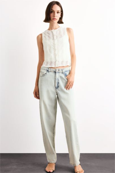 بلوزة كت قطن بياخة مستديرة