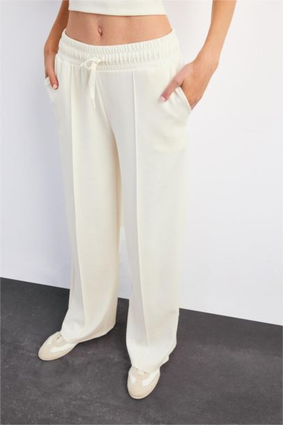 Relax Fıt Normal Bel Düz Paça Modal Pantolon