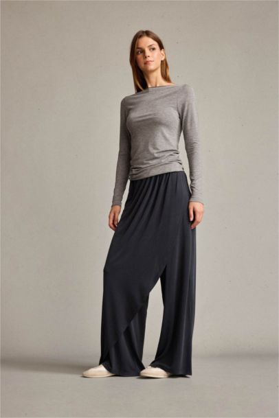 Relax Fıt Normal Bel Düz Paça Modal Pantolon