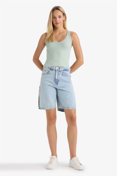 Slim Fit Camisole V-Neck Tank Top