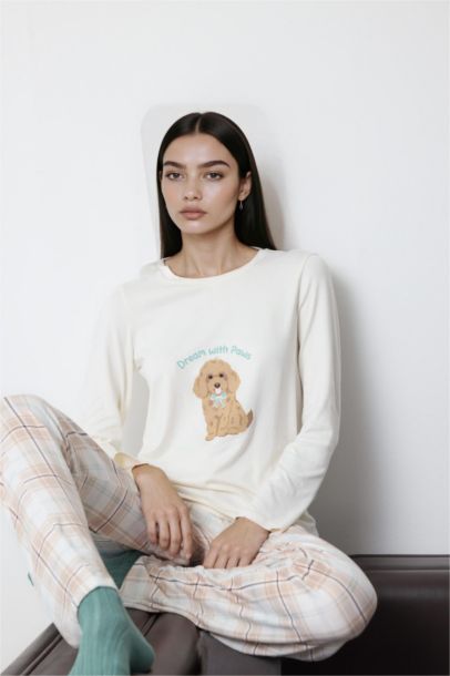 Regular Fit Printed Top Bottom 2 Piece Pajama Set