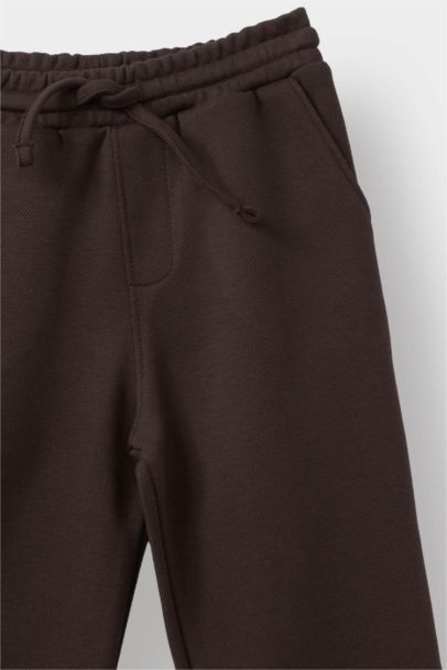 سروال بيكة قصة عادية