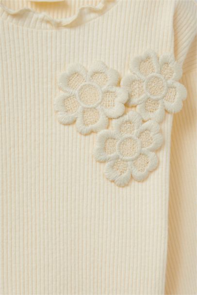 Standart Fit Çiçekli Fitilli Kaşkorse Uzun Kollu Tişört Kız Bebek