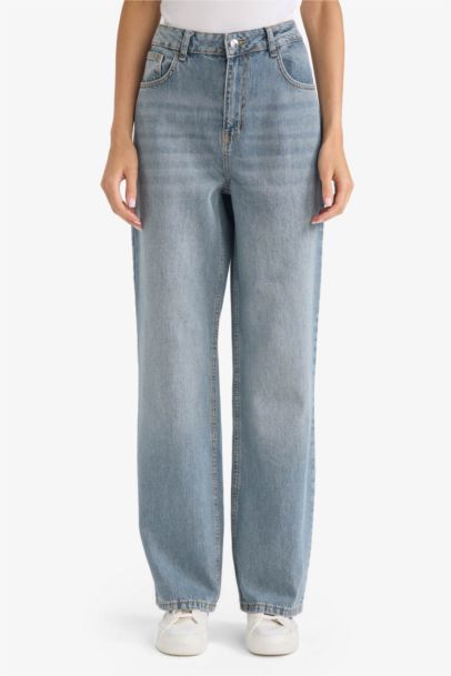 90's Wide Leg High Waisted Long Jeans