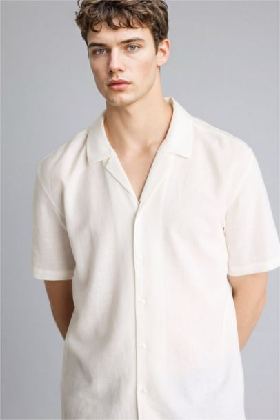 Man Short Sleeve Shirt