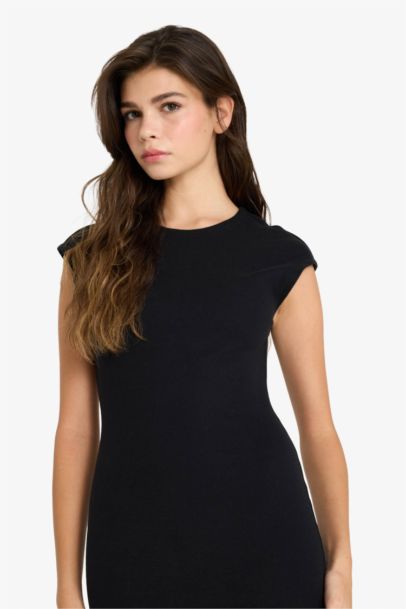 Bodycon Crew Neck Ribana Midi Dress