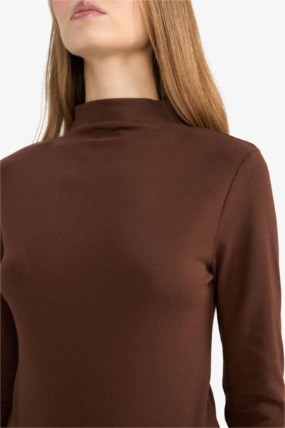 Half Turtleneck Bodysuit