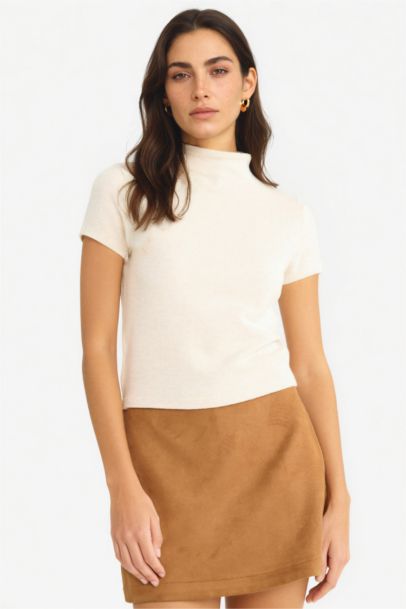 تيشيرت نص كم سليم فيت هاي كول بياقة مستديرة