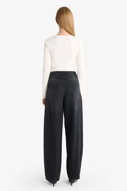 Baggy Fit High Waist Long Jeans