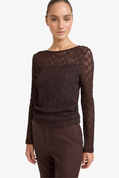 Slim Fit Boat Collar Long Sleeve Blouse