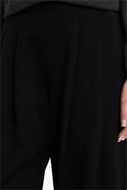 Regular Fit Trousers