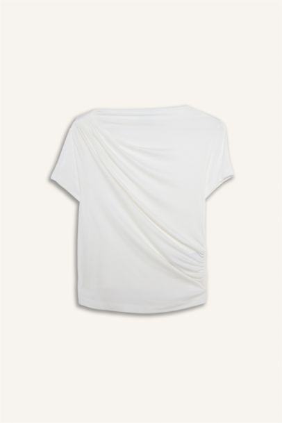 Футболка Slim Fit с вырезом качели и коротким рукавом