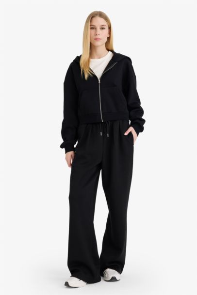 سروال واسع بطيات بخصر مطاطي