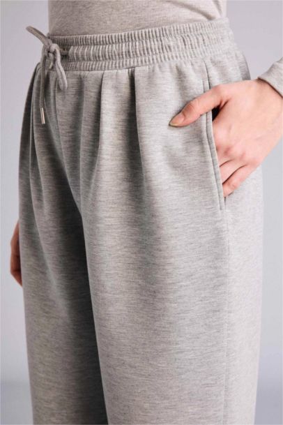 سروال بطيات