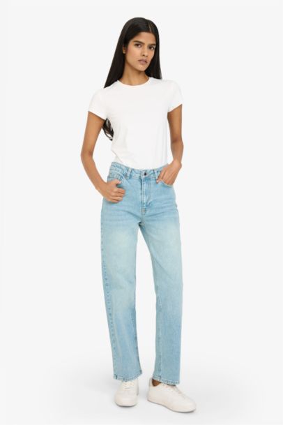 Comfort Straıght Normal Bel Bilek Boy Jean Yıkamalı Pantolon