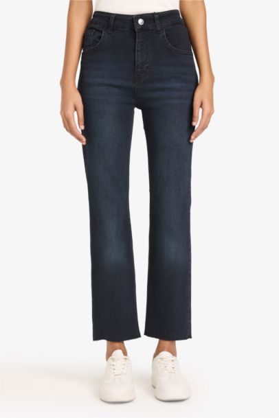 سروال جينز بخصر منخفض برجل واسعة