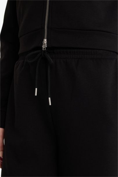 Elastic Waist Jogger Trousers