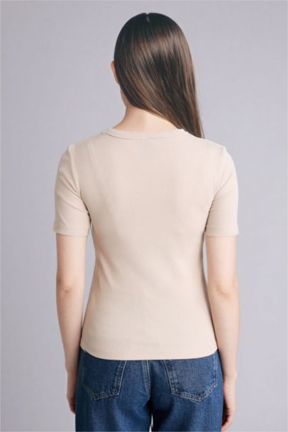 Футболка кашкорсе Slim Fit в рубчик с круглым вырезом принтом и коротким рукавом