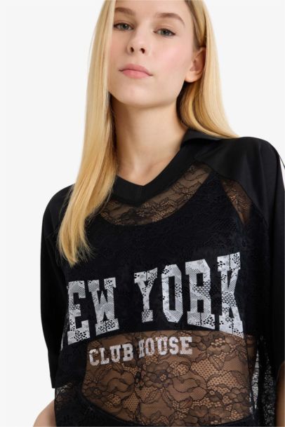 Oversize Fit Printed Lace T-shirt