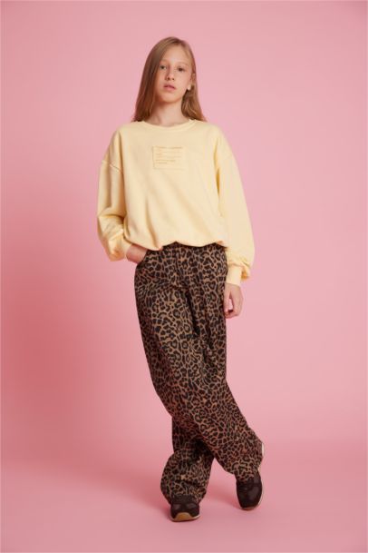 Oversize Geniş Kalıp Bisiklet Yaka Baskılı Sweatshirt Kız Çocuk