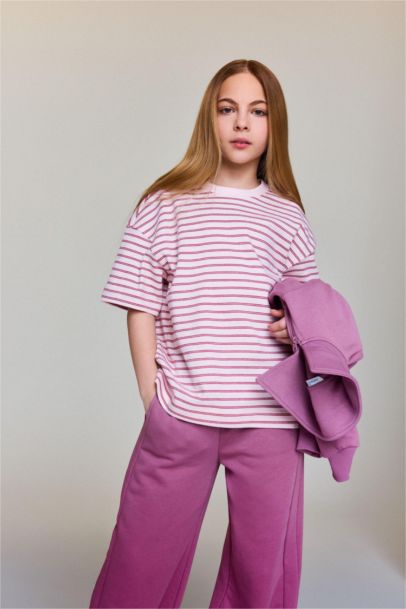 Girl Oversize Fit Crew Neck Short Sleeve T-Shirt