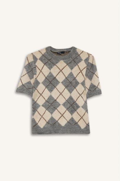 Pull en tricot à manches courtes et col rond motif losanges Coupe slim