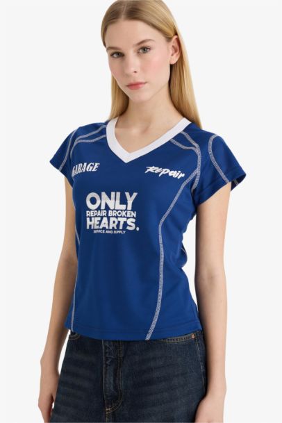 Fitted Printed Long Sleeve T-shirt