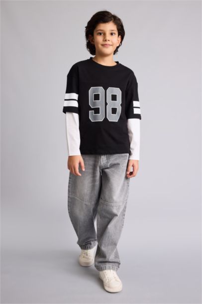 تيشيرت ولادي قصة عادية وطبعة شعار